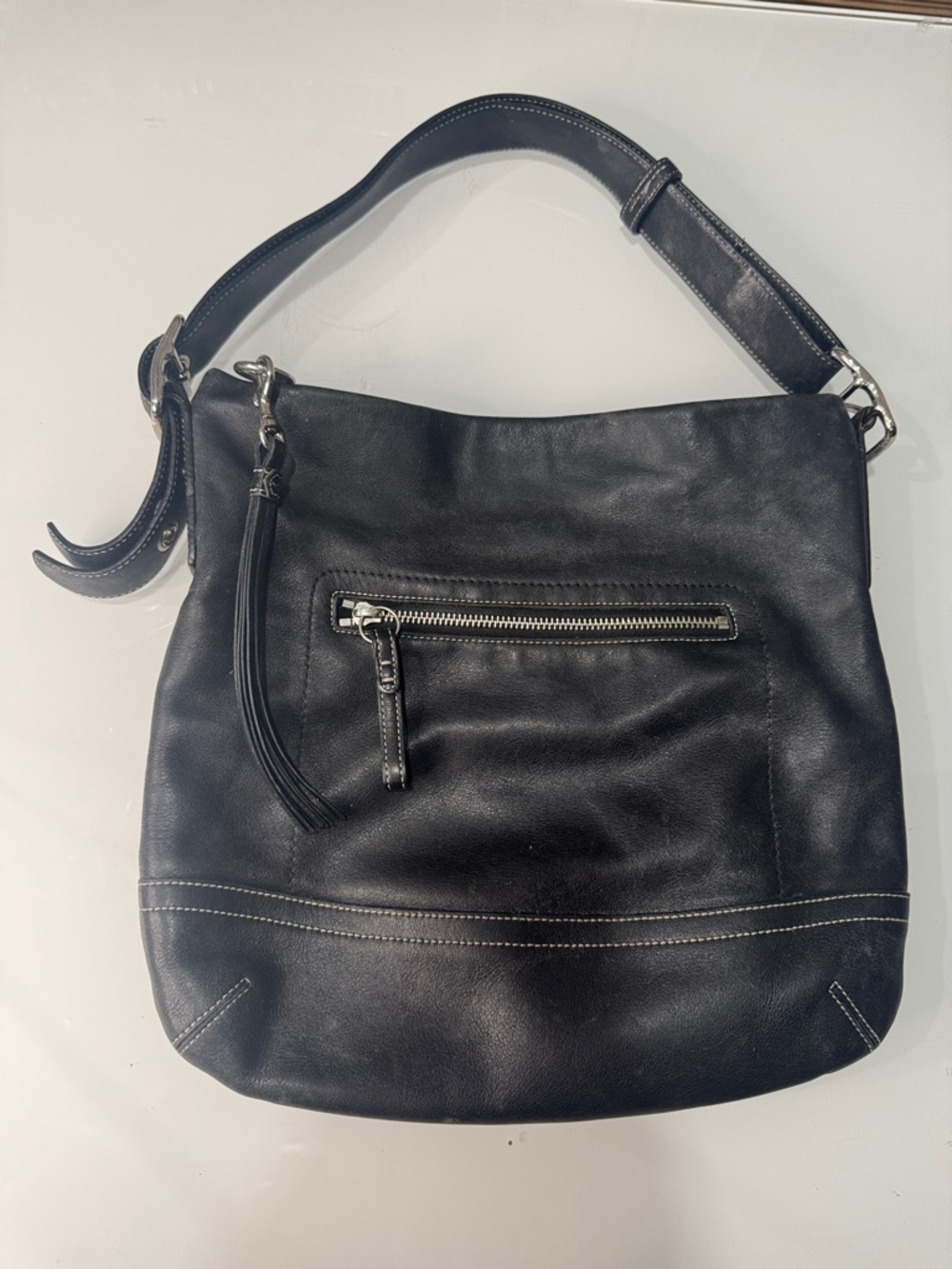 Coach Black Leather Hobo Bag | Slouchy Shoulder Bag | Minimalist Everyday Purse